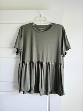 American Eagle Flowy Peplum Tunic Top
